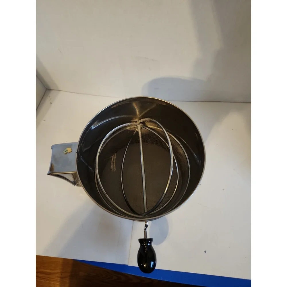 Vintage Stainless Steel Rotary Sifter Flour/Powdered‎ Sugar Baking